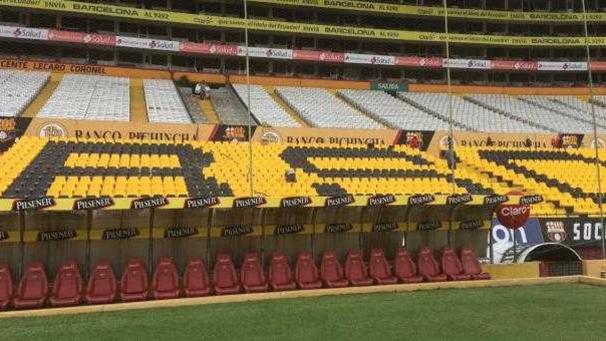 José Gavica cumple la función de técnico interino hasta que la dirigencia contrate a un nuevo estratega.