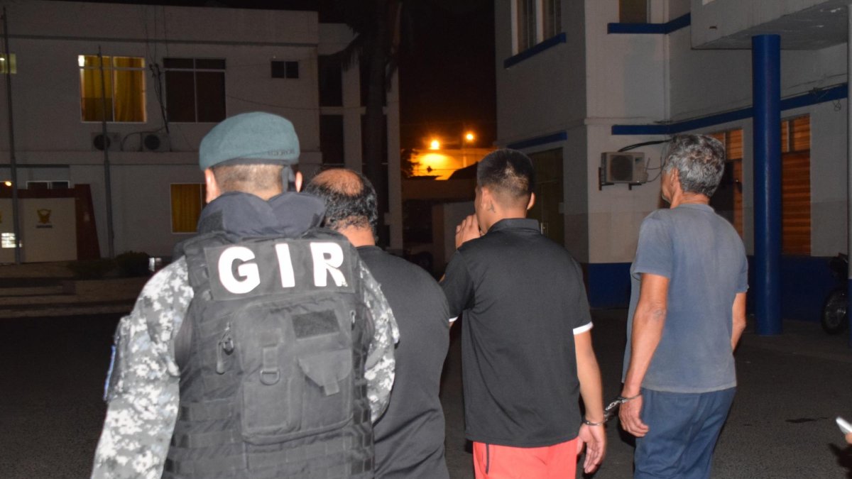 Las personas están acusadas por el delito de trata de personas con fines de explotación sexual.