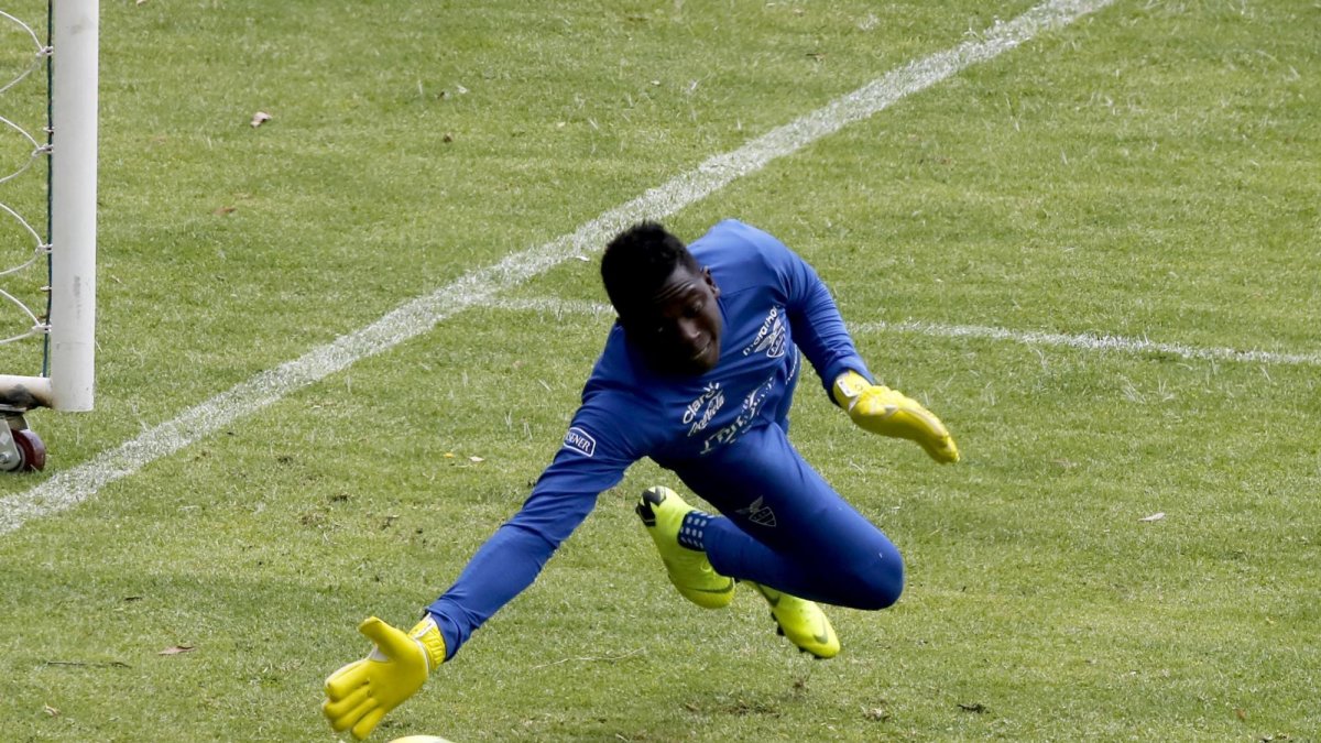 Referencial. Moisés Ramírez, en un entrenamiento con la selección nacional Sub-20.