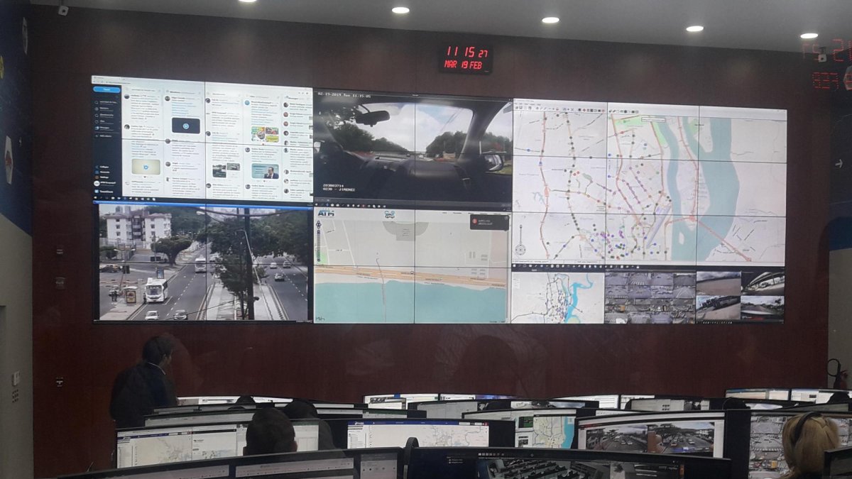 El dispositivo servirá como alerta en caso de asaltos. 260 buses, de los 2600 que circulan por la ciudad, lo tienen instalado.