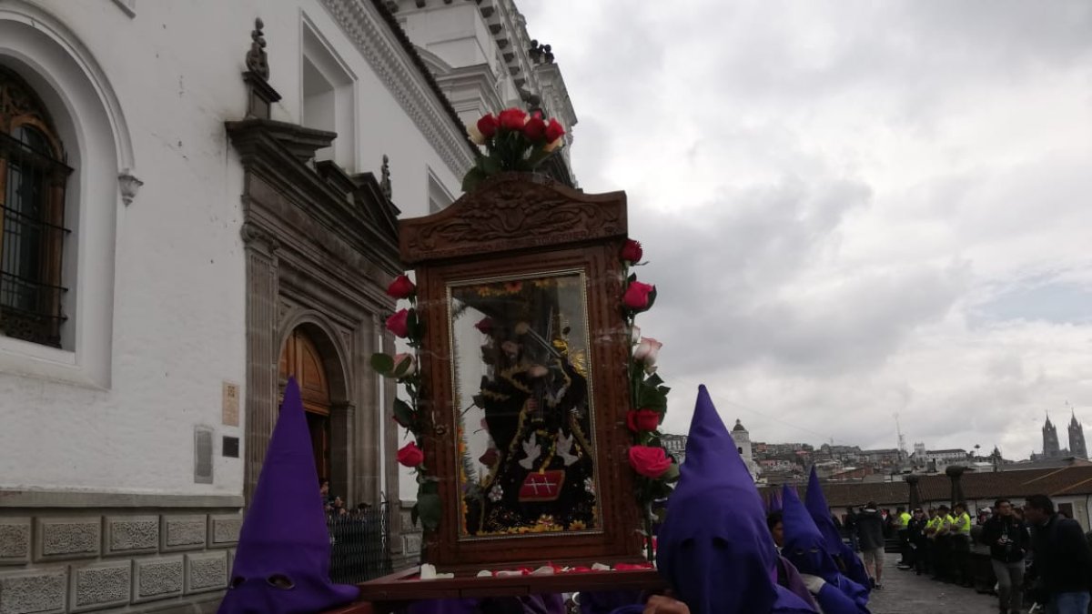 A lo largo de la procesión, se revivirán las 12 estaciones de la Pasión de Cristo.