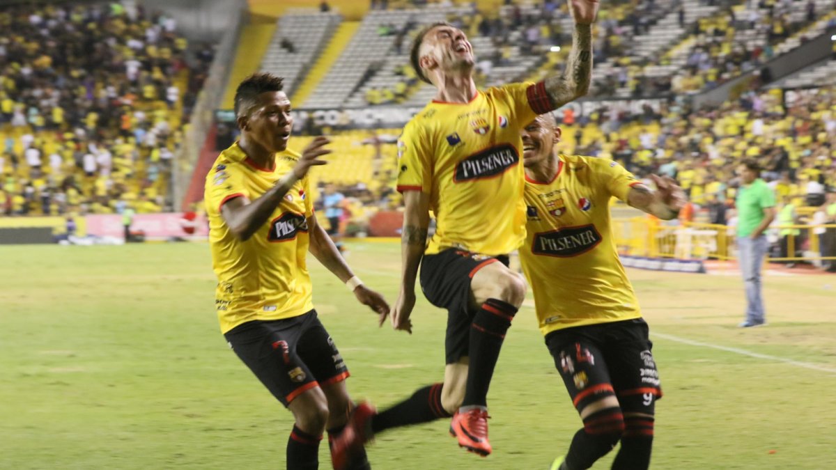 Damián Díaz se mandó un golazo.