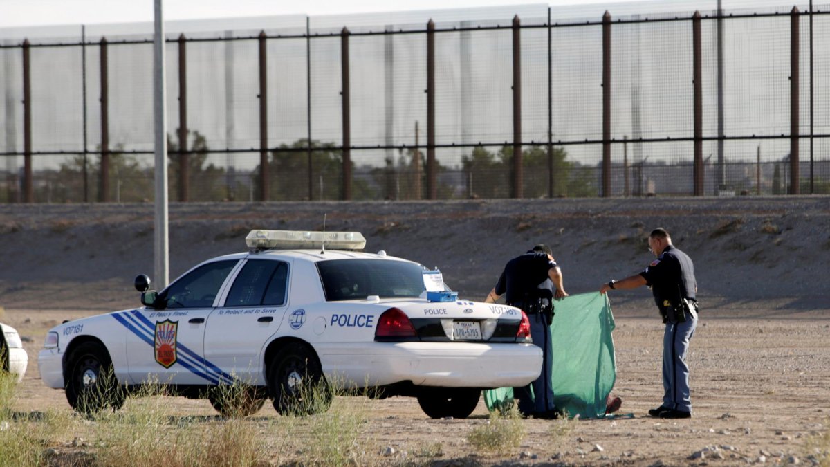 La identificación de los restos todavía se encuentra en marcha a través de parámetros biométricos. Sin embargo, la entidad indicó que se presume que los cuerpos correspondan a dos ciudadanos oriundos del sur del país.