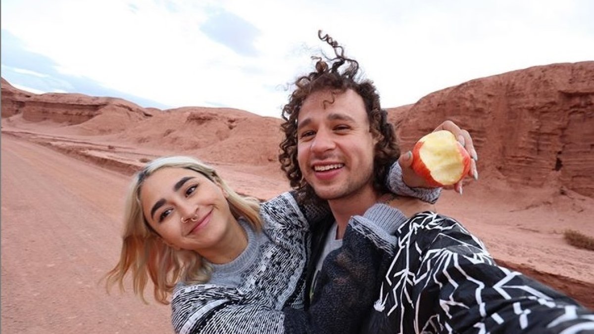 Luisito es un influencer mexicano de 28 años que tiene más de 24 millones de seguidores en su canal. En esta gráfica con su novia, La Chula.