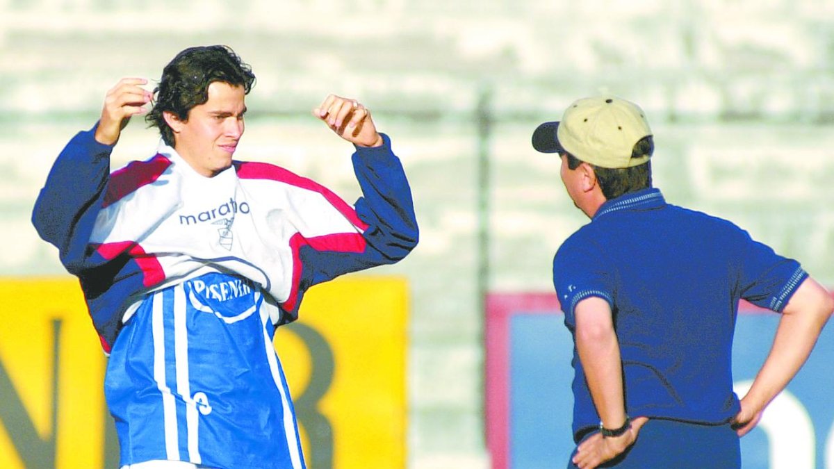 El exseleccionado, quien fue dirigido por el técnico colombiano, dedicó también unas palabras al joven ariete Leonardo Campana.