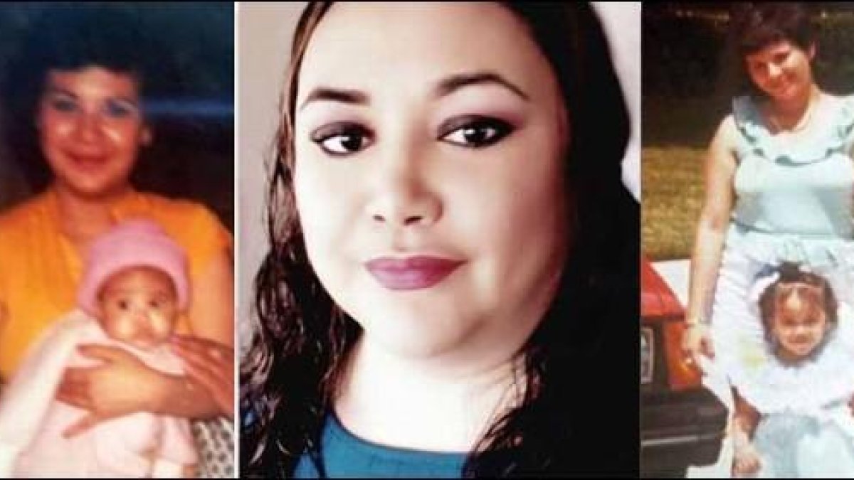 Fotografías de Bertha Loaiza junto a su madre. Actualmente, la mujer se dedica a brindar apoyo a personas que padecen enfermedades mentales para que no opten por el suicidio.