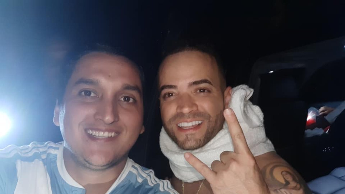 Ronald Muñoz con Nacho, en la foto que dijo no perderá nunca.