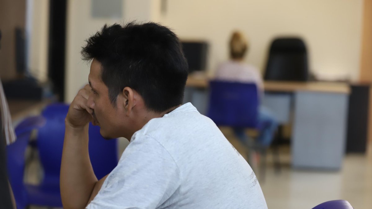 Los pillos no pudieron robar sus pertenencias pero lo mordieron.