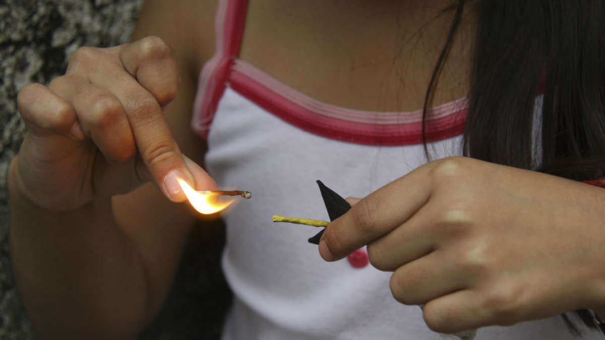 Imagen referencial. Desde el 2015 hasta diciembre del año pasado, se registraron 99 casos de víctimas de la pirotecnia, según datos de la dirección zonal 8 de Salud.