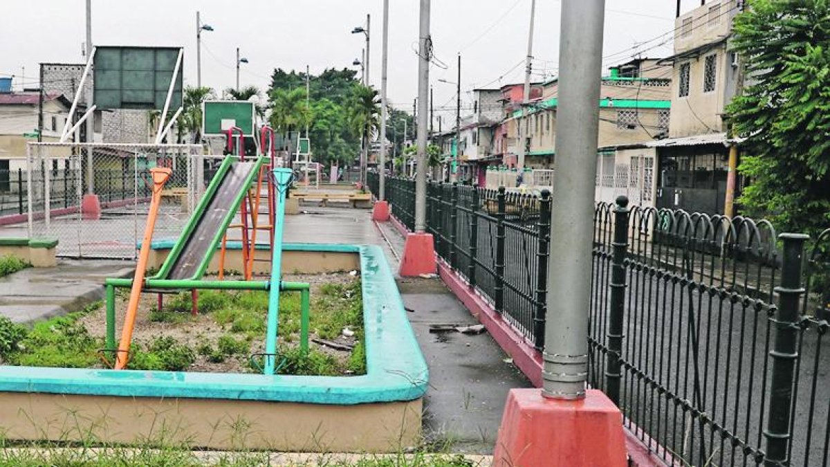 La muerte le pasó ‘besando’ la nuca a un adolescente luego de que un hombre le disparara por ocho ocasiones en el sector ‘La pampa’.