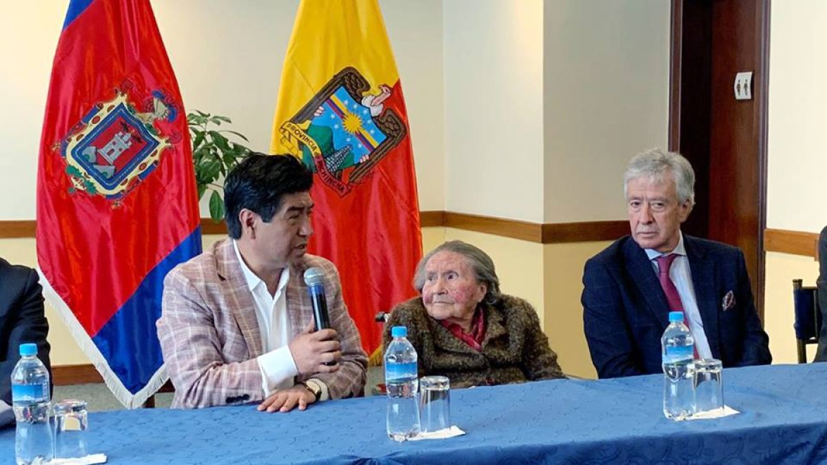 Jorge Yunda tuvo una reunión con la Comisión Nacional Anticorrupción.