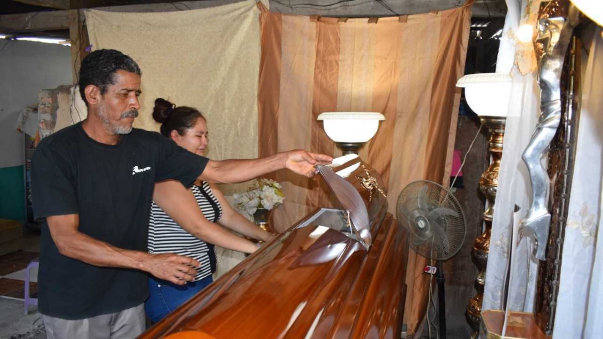 El padre del interno que murió calcinado dentro de la Penitenciaría del Litoral pidió justicia.