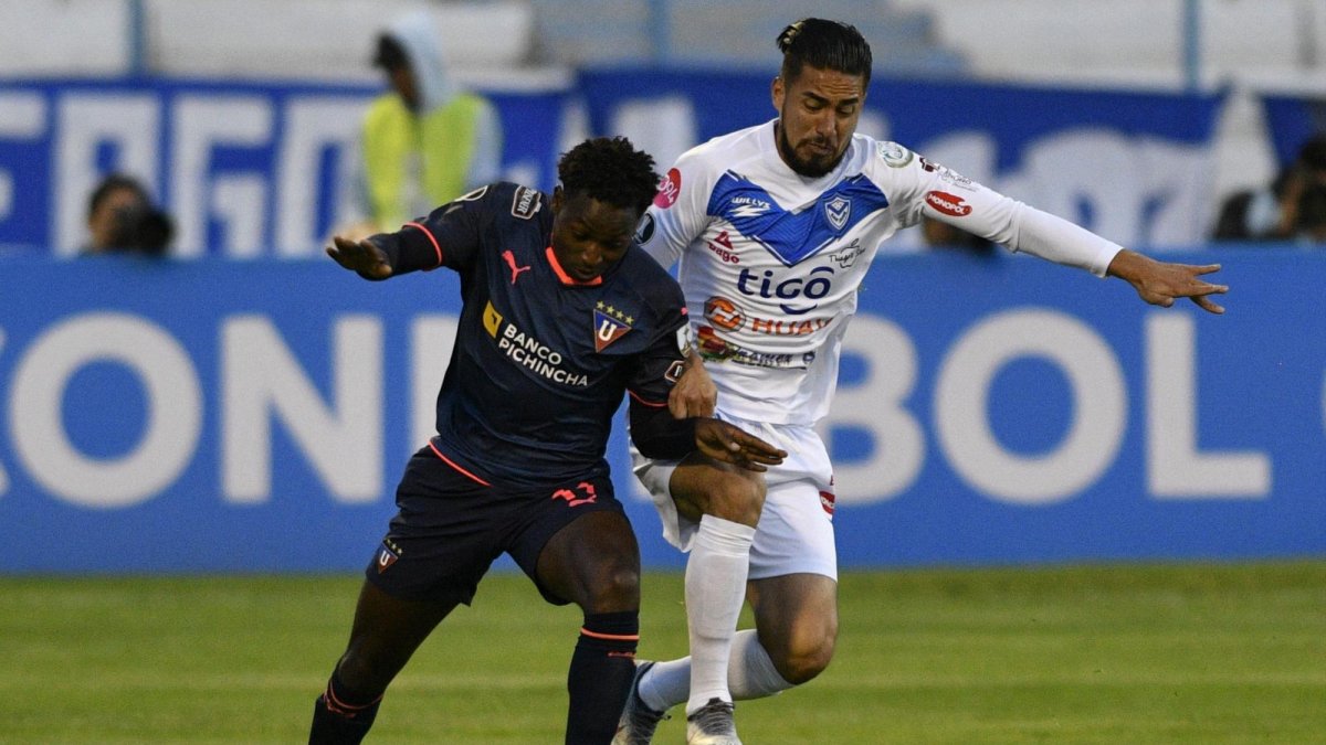 Los albos para seguir en la Libertadores y San José en una complicada misión, pues deberá golear sobre los ocho tantos para acceder a la Sudamericana.
