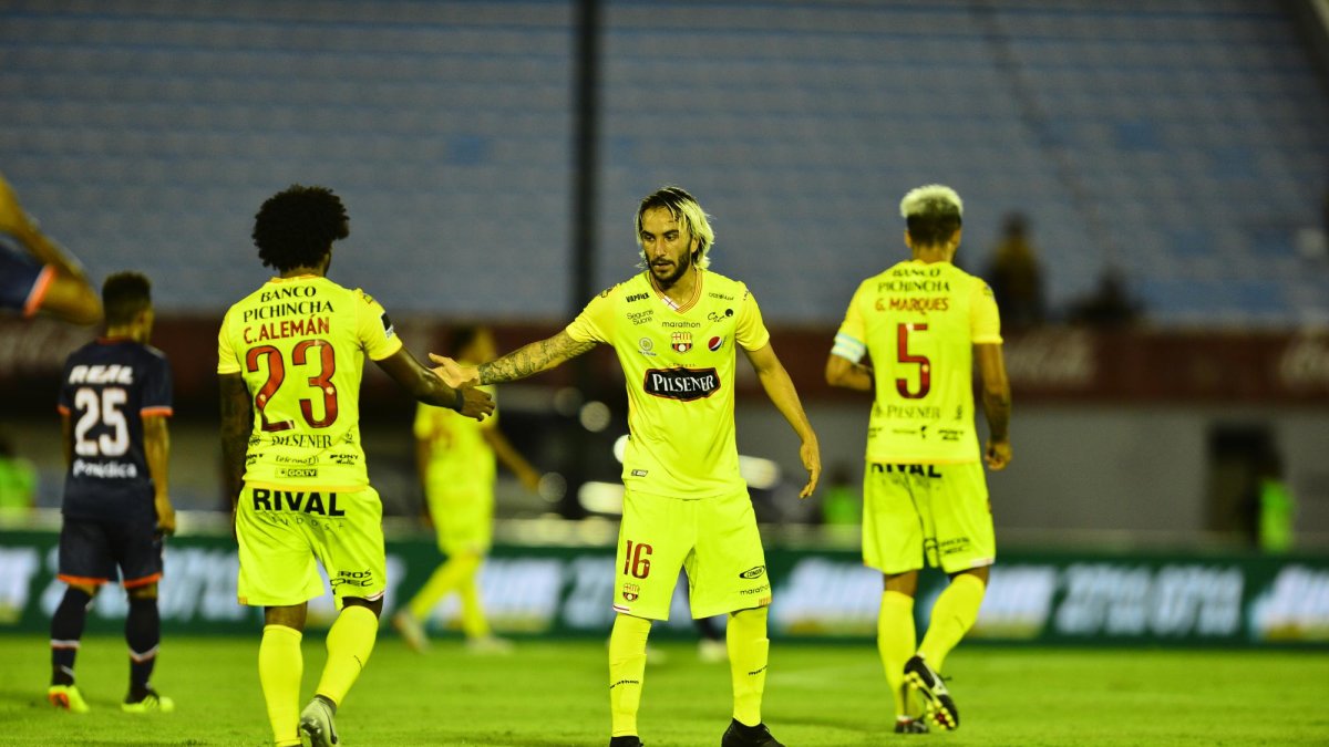 Pérez, está expulsado y deberá de estar tres partidos fuera del rol titular. Hasta ahora Pérez ha jugado 14 partidos.