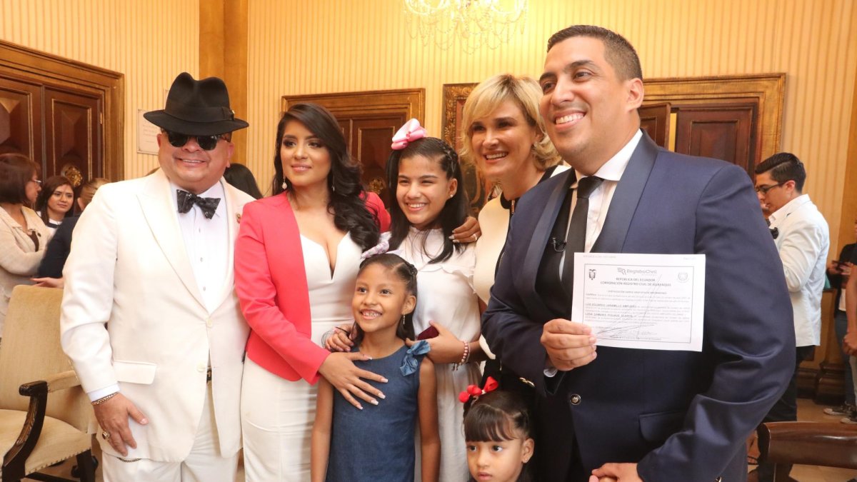 Jaramillo lució nervioso durante toda la ceremonia pues había llegado el momento que tanto temía y era casarse.