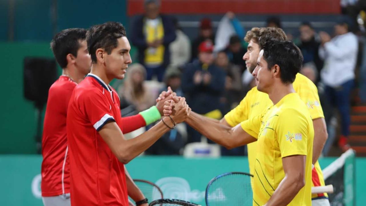 Los tenistas nacionales Roberto Quiroz y Gonzalo Escobar se enfrentaron a Marcelo Barrios y Alejandro Tabio.