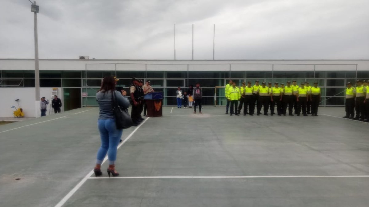 Hombre debió cumplir la orden de un juez, después de agredir físicamente a un uniformado.