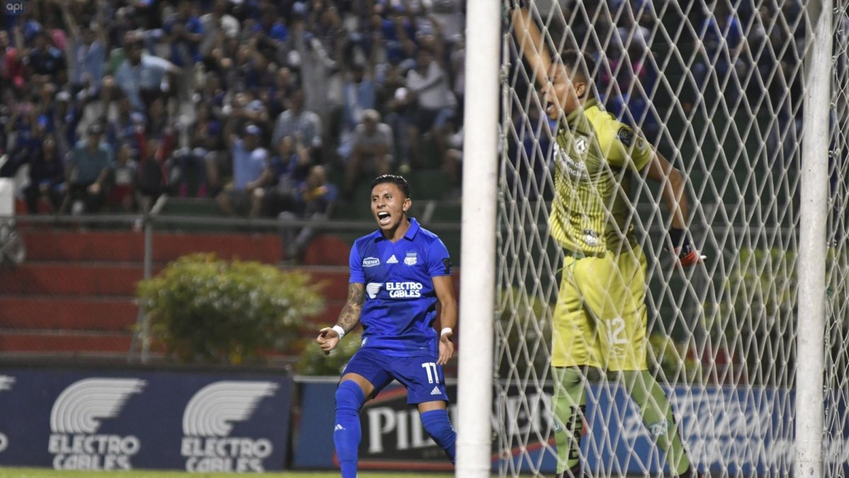 Joao Rojas marcó el segundo gol de los eléctricos.