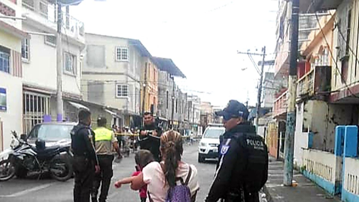 Su hijo trató de alimentarse de sus senos, a pesar del estado de descomposición en que se encontraba.