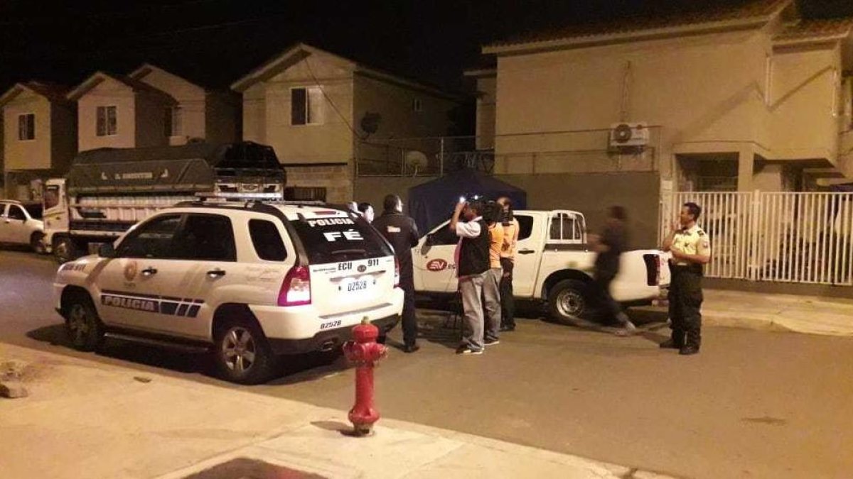 Una de las víctimas es un hombre, quien habría muerto en manos de venezolanos.