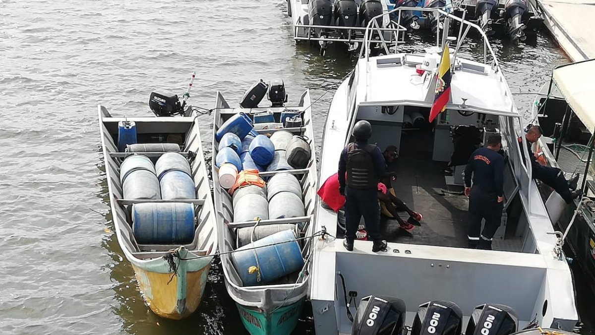 Evidencia encontrada con los detenidos.