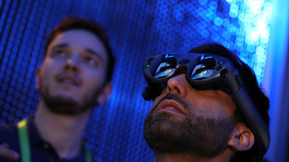 La mayor feria de tecnología de consumo del mundo, el cielo terrenal que los geeks visitan cada año, arrancó este martes en Las Vegas y EXTRA estuvo presente.