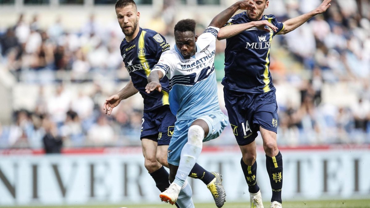 Caicedo juega en el Lazio italiano desde 2017.