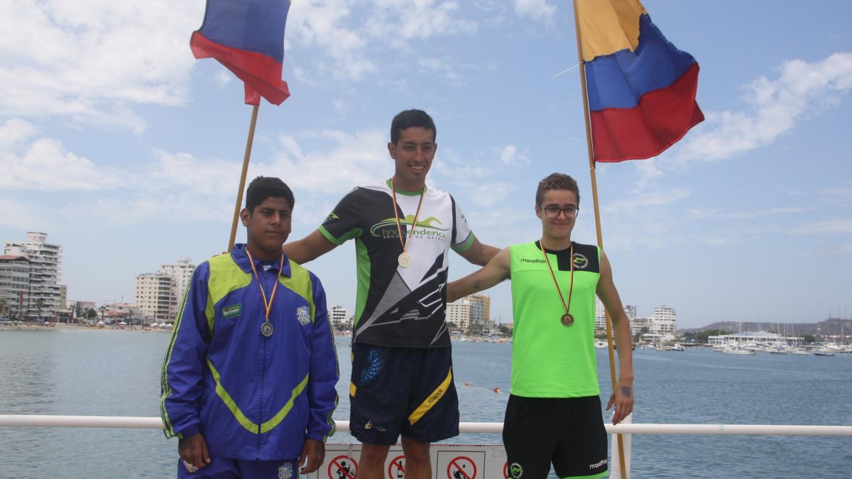 El deportista nacional será quien represente al país en la Copa Mundo de Natación a efectuarse entre el 14 y 15 de febrero en Qatar; en este evento espera conseguir su clasificación a los Juegos Olímpicos de Tokio 2020.