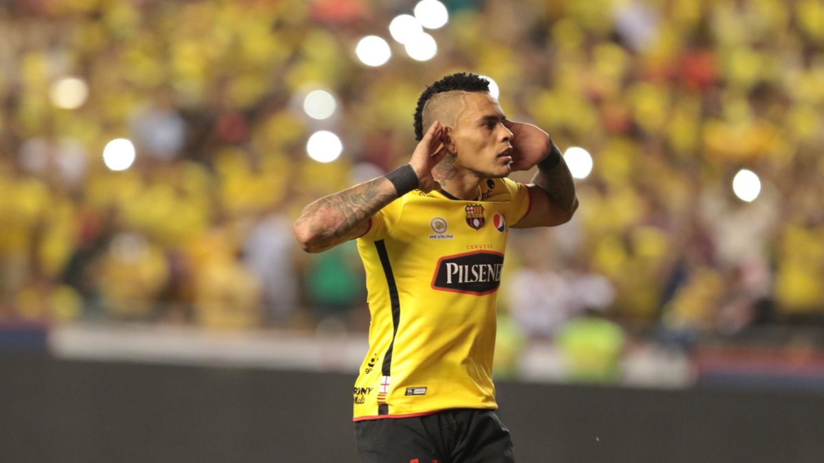 El Loco, como se lo conoce al ofensivo que llega procedente el Inter de Porto Alegre, reiteró su orgullo por estar de vuelta en Barcelona.