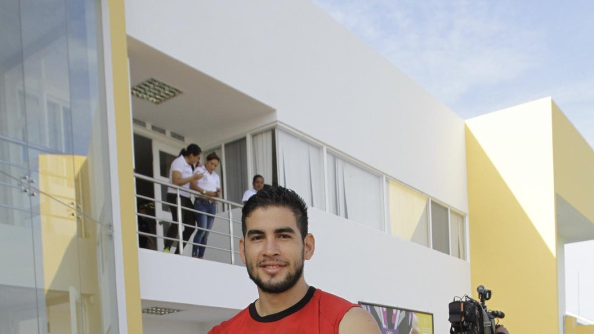 En los últimos meses el Ídolo transfirió a los defensas Xavier Arreaga y Félix Torres y ahora el turno fue para el arquero Víctor Mendoza.