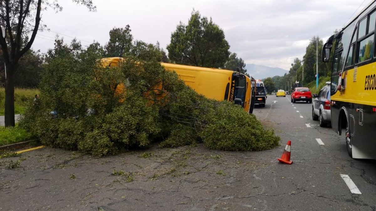 El accidente se registró la mañana del lunes 18 de marzo, en la avenida Simón Bolívar.