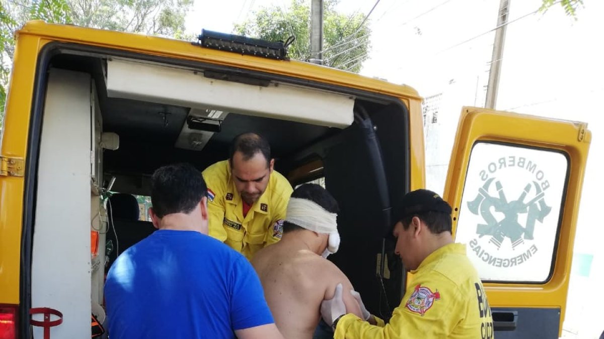 Según los médicos, el hombre tiene problemas psiquiátricos y habría dejado de tomar su medicación.