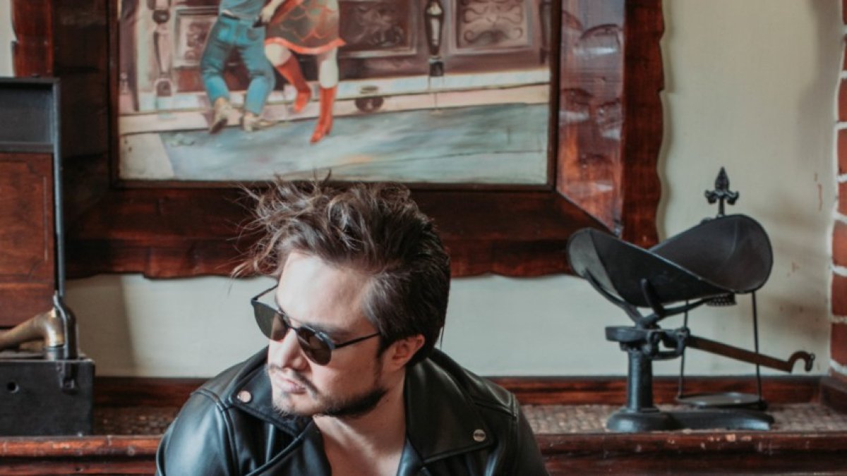 El artista quiteño  lanzó su segunda canción ‘Si te vas’, en la que describe una vivencia.