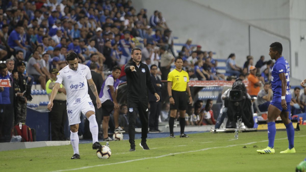 Emelec apenas se pudo traer un empate de Venezuela, cuando visitó al Deportivo Lara.