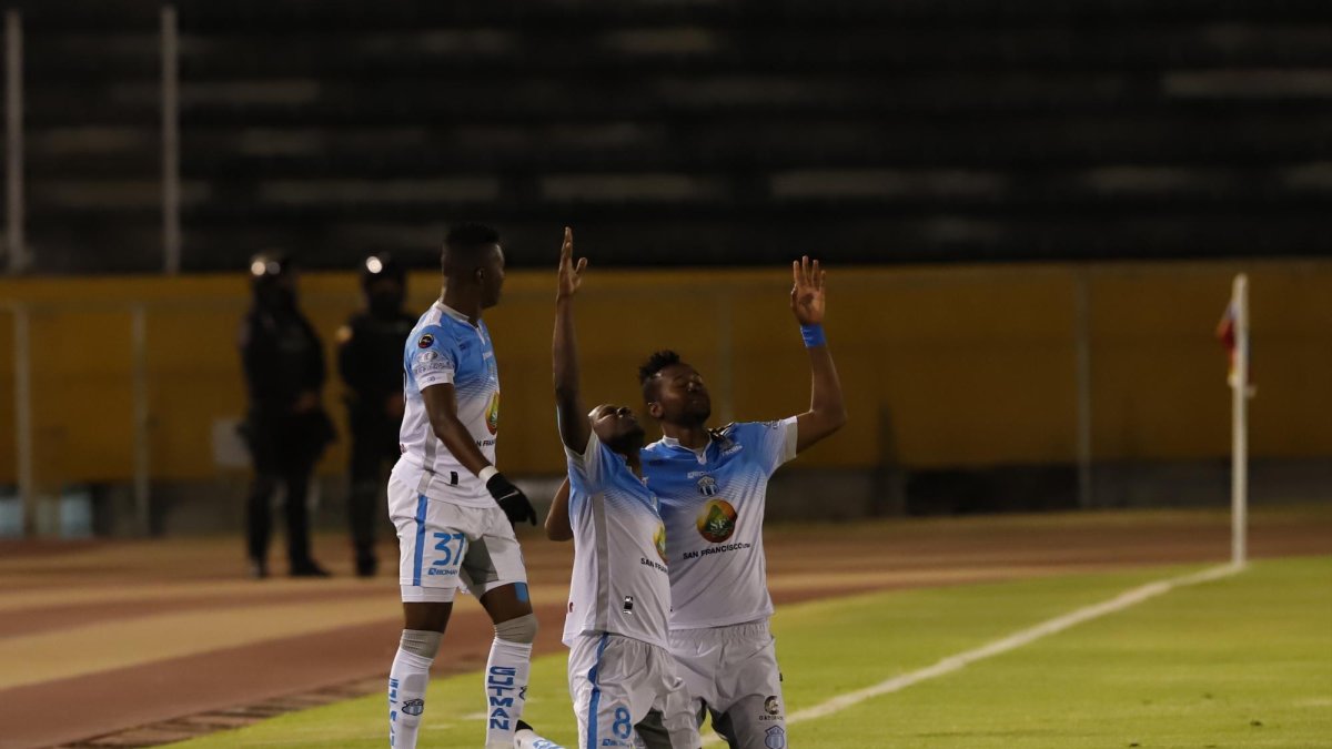 Macará es el actual puntero de la LigaPro con 49 puntos.