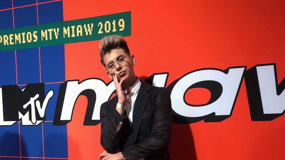 Kevin Pazmiño posa en la celebración de los premios MTV Millennial Awards.