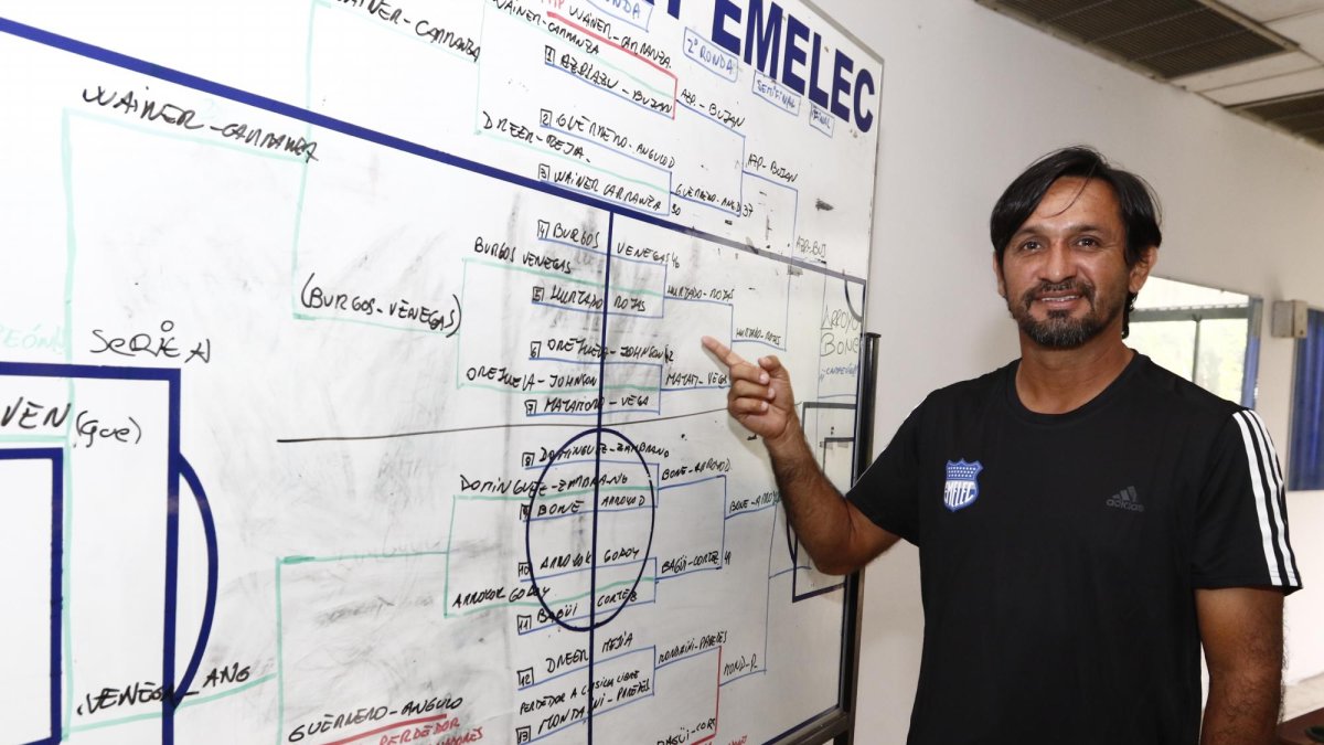 En uno de los pizarrones del Bombillo.