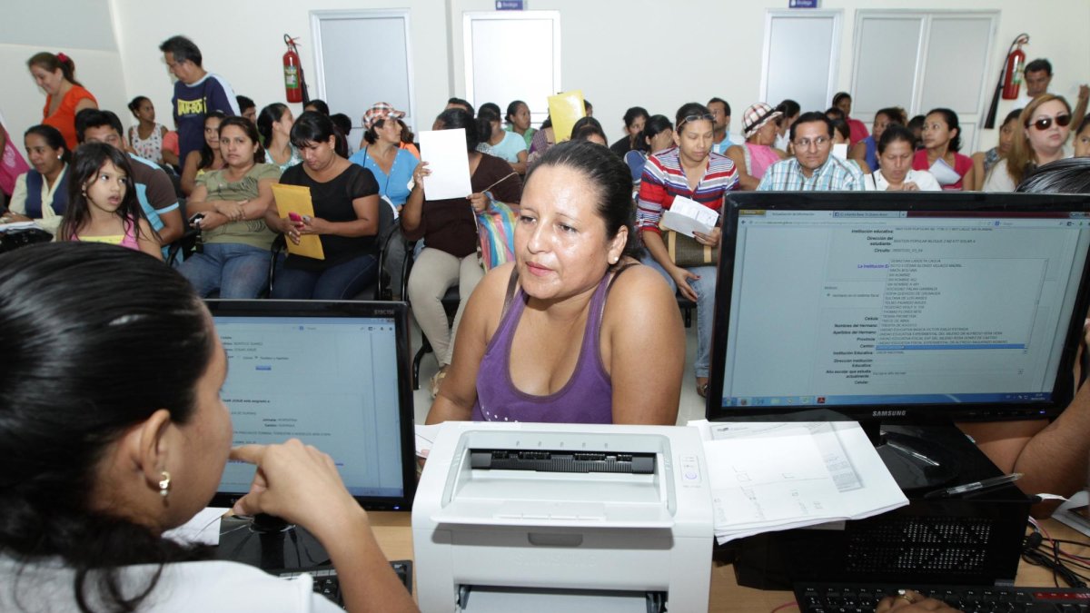 Hasta el pasado 4 de enero se registraron 88.998 alumnos inscritos en la región Costa y 32.016 estudiantes en zona 8. Las clases iniciarán el próximo 22 de abril.