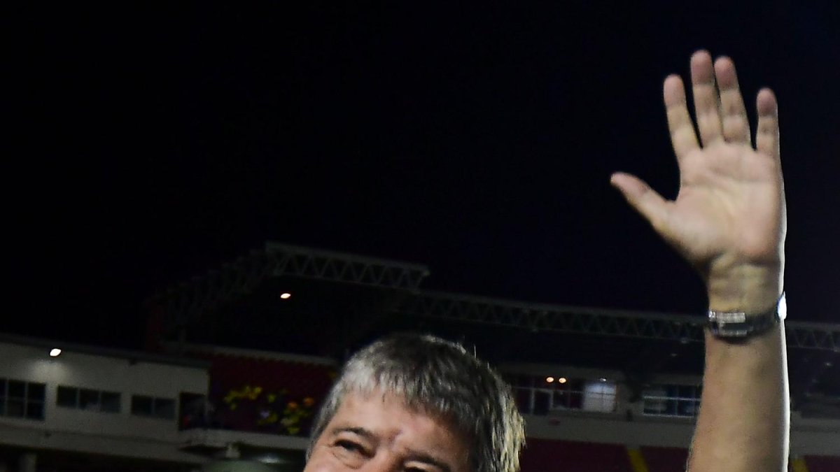 Hernán Darío Gómez, extécnico de la Tri, volvió al país y reafirmó las buenas relaciones con la Ecuafútbol.