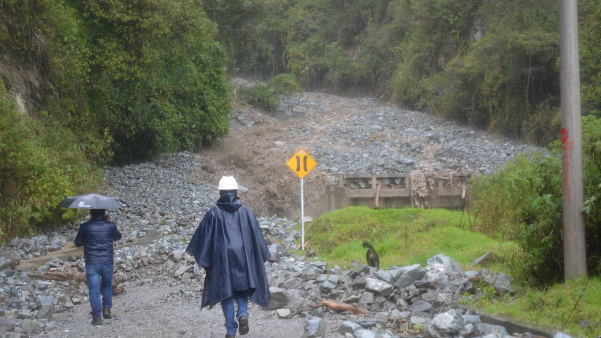 Varias localidades están afectadas por el corte de las carreteras.