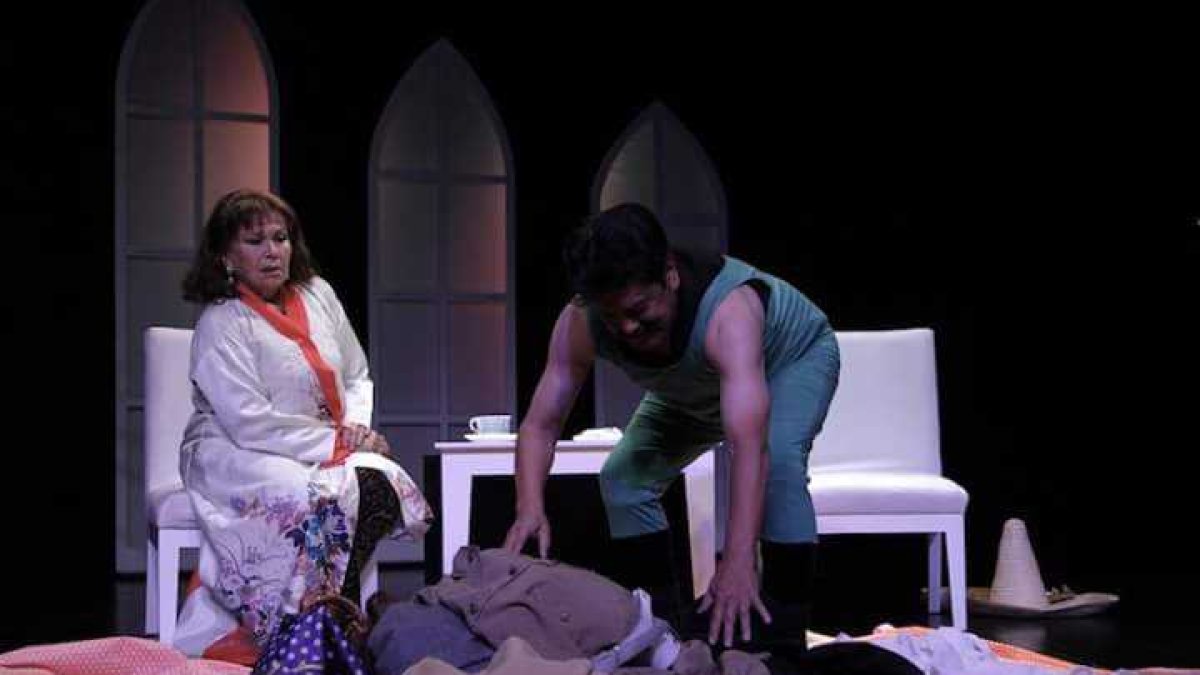 Los artistas protagonizan la obra Bailamos de Viviana Cordero. Darán su show hasta septiembre.