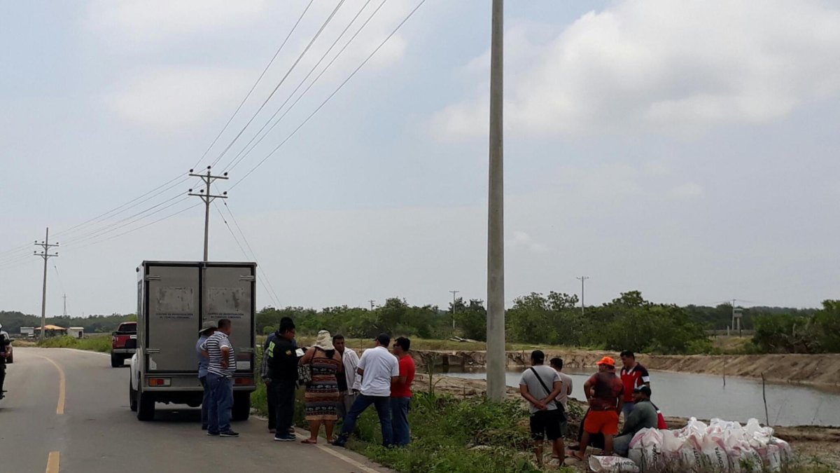 La policía realizó  el levantamiento de los cadáveres.