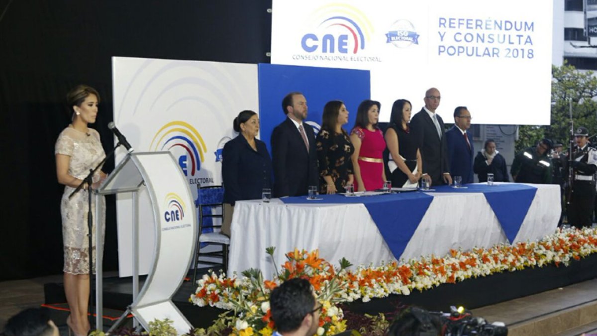 La titular del CNE inauguró la jornada
