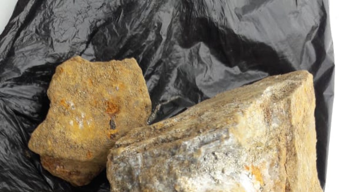 Las piedras contenían oro, plata y cobre.