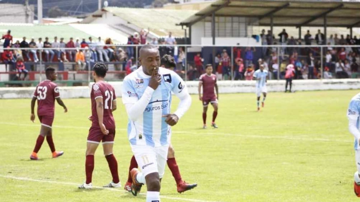 Walter Iza puso el 2-1 parcial a los 51’, y Sergio Montaño sentenció el 2-2 a los 66’.