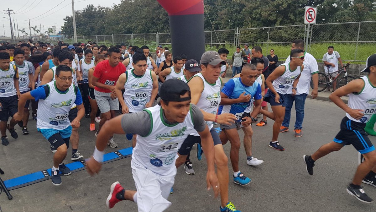 La Carrera 5K, marcando tu vida tuvo lugar en Milagro, organizada por la Universidad Estatal.