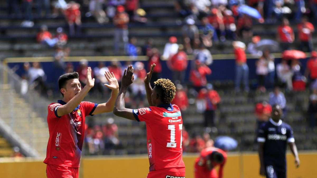 Jugadores de El Nacional.