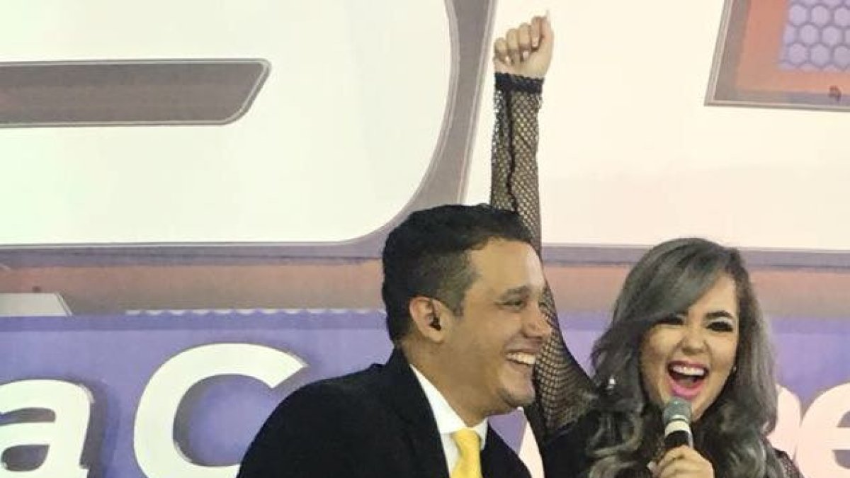 La Sirenita y Carlos José durante el programa ‘BLN: La competencia’.