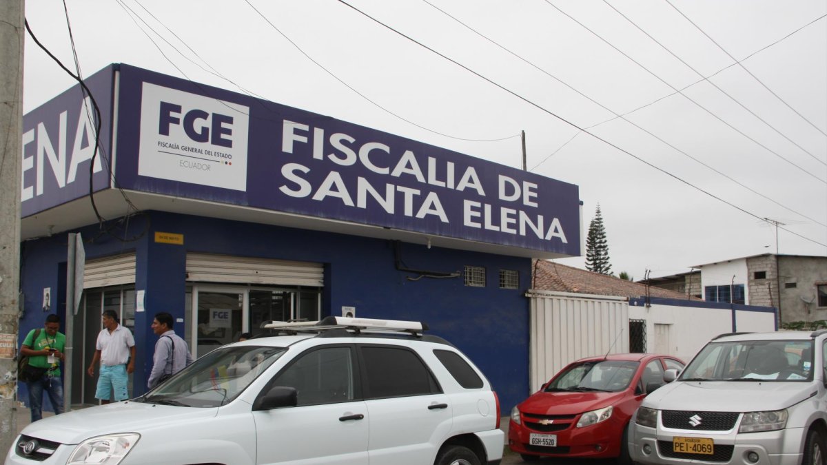 Una mujer ofrecía a los empleados de una empresa estatal duplicar sus ahorros a través de inversiones.