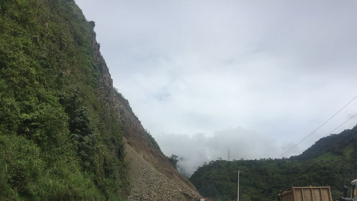 Un derrumbe ocasionó que estas labores de rehabilitación sean urgentes.